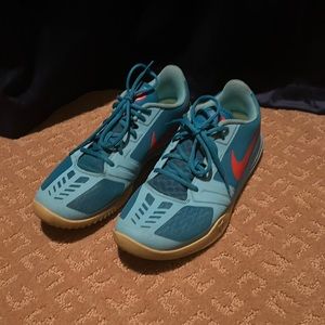 Kobe “Mentality Blue” basketball shoes. Size 11US